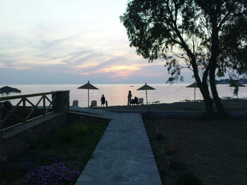 Michaela Beach Houses Mithimna Luaran gambar